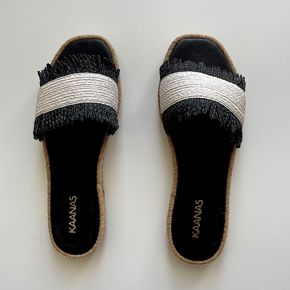 Kaanas Slides Size 8m (Worn Once) - image 1